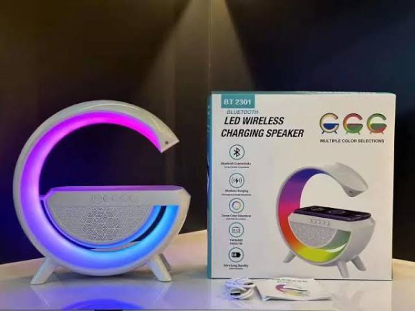 G Shaped Rgb Light Table Lamp With Wireless